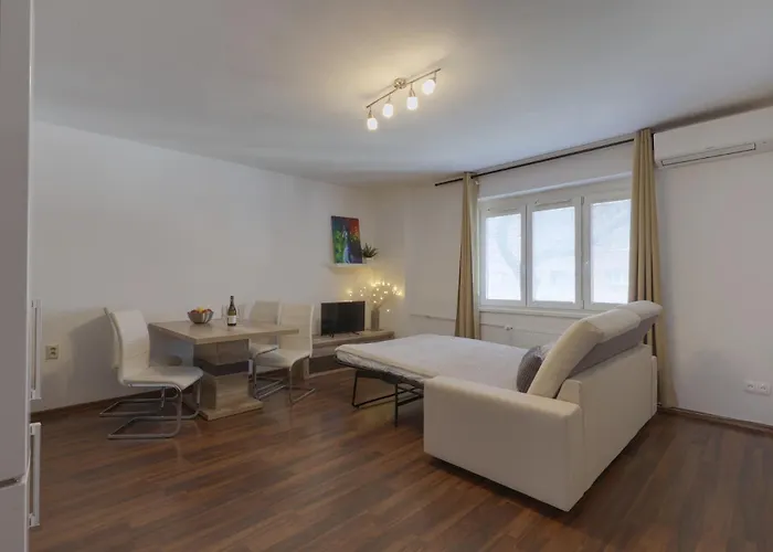 Lovely Cozy Apartment